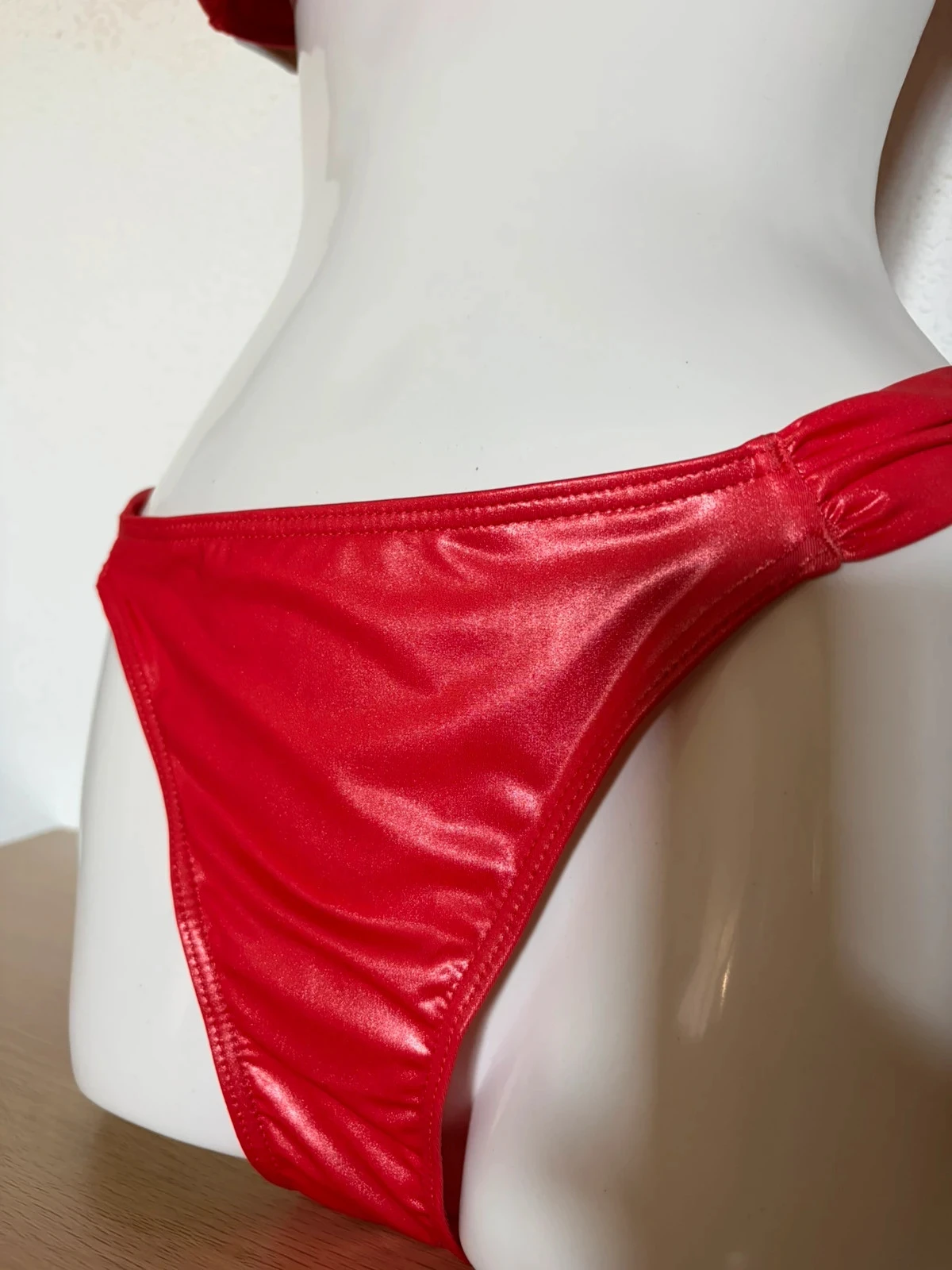 Bikini de la marca KIWI talla 4O - con etiqueta - rojo coral 🪸 – photo 5